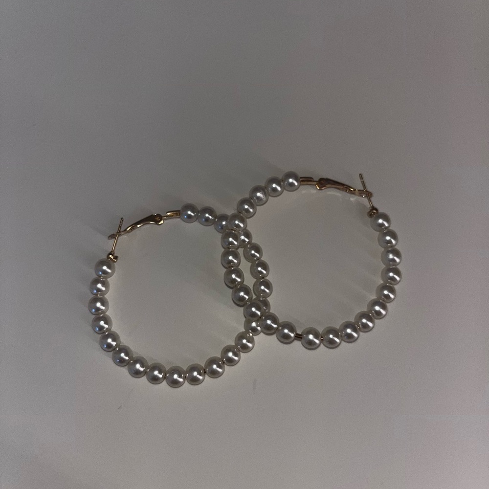Elegant Silver Pearl Hoop Earrings